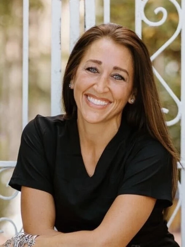 Dr. Dani Spratt, D.C. — Chiropractic Practitioner